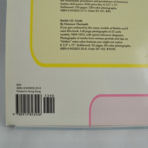 Barbie Retro Cynthia Gaskill Book Vintage 2000 - Picture 3 of 4